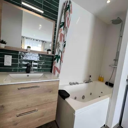 Cosy L'eclipse Balneo