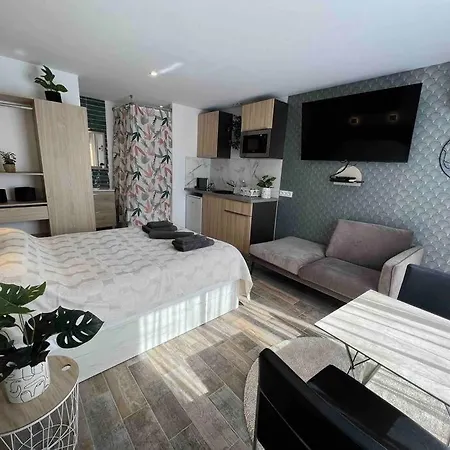Cosy L'eclipse Balneo Apartment *